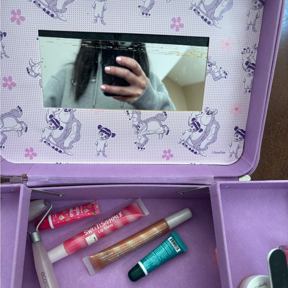 Preteen makeup bundle - Picture 6 of 7